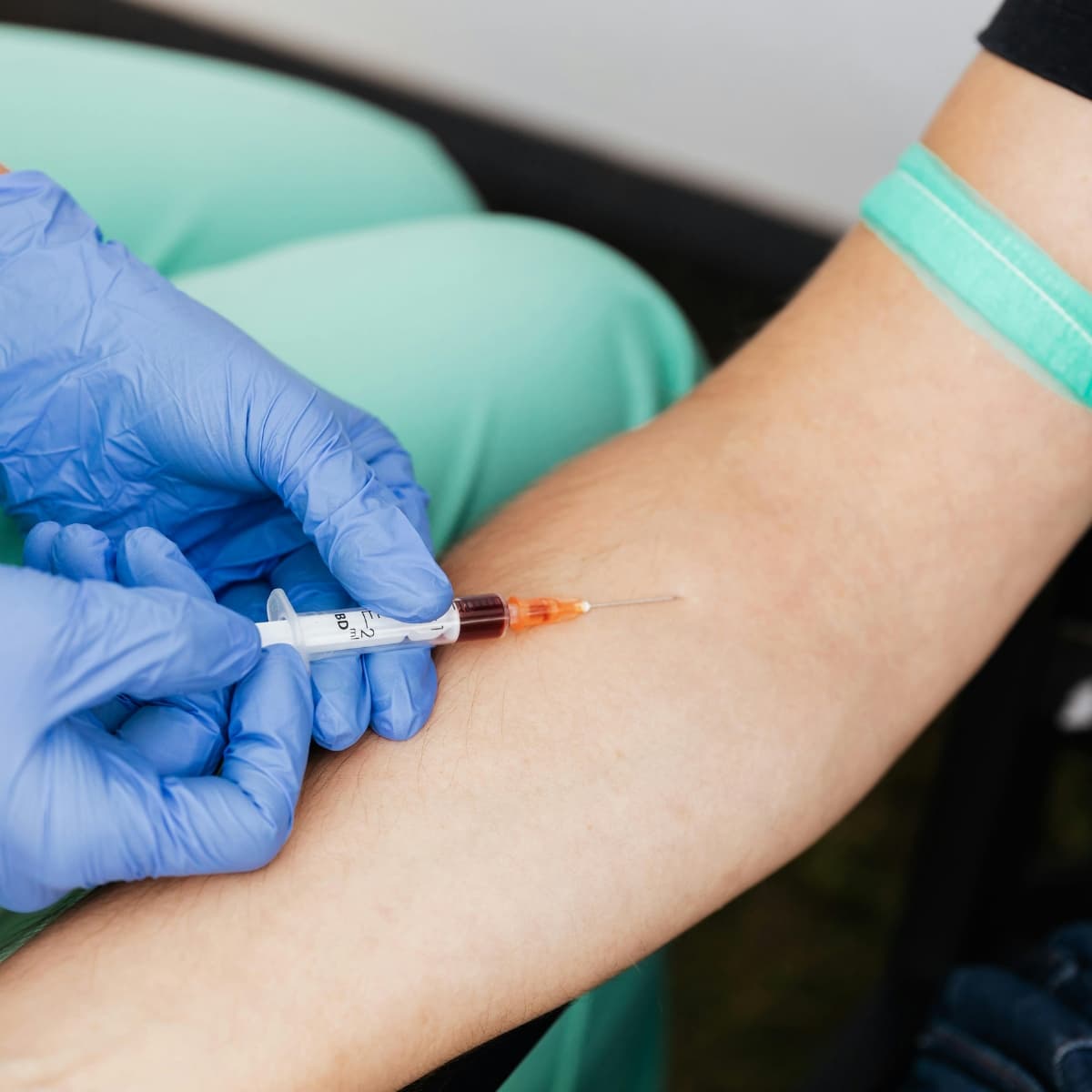 Toma de muestras en laboratorio clínico